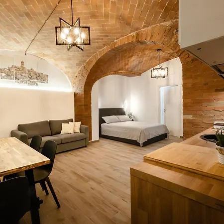 Guesthost - Porta Ovile Glam & Apartment